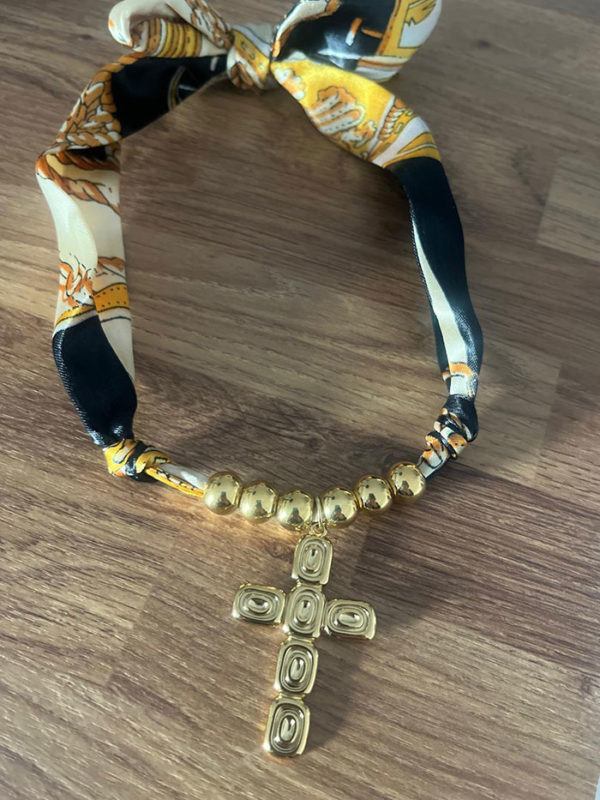 Collier Santa